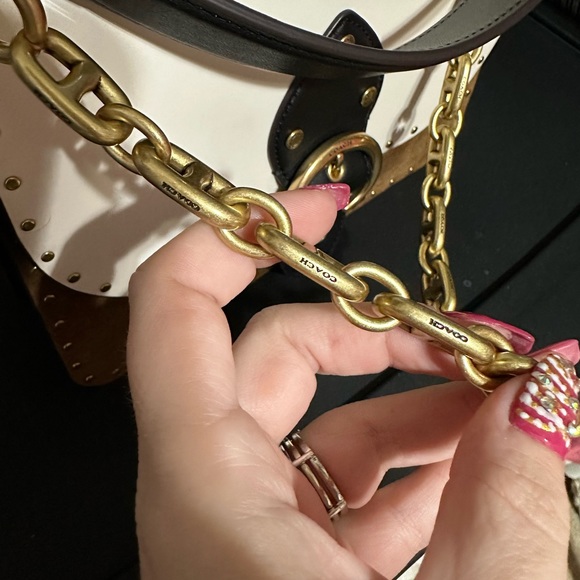 **Hot bag!**NWT Coach Beat Crossbody! - Picture 8 of 13